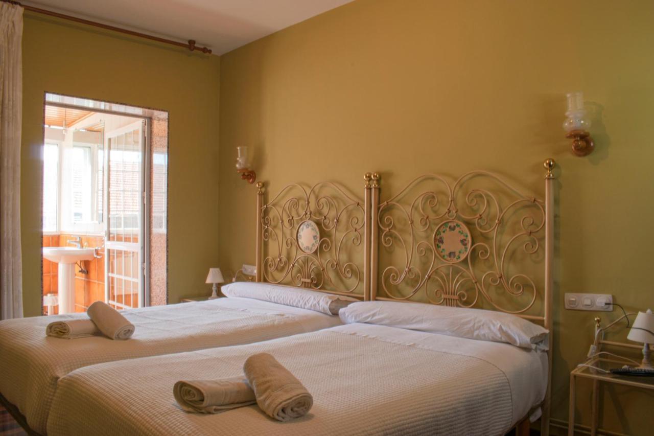 Hostal Galicia Monforte De Lemos Dış mekan fotoğraf